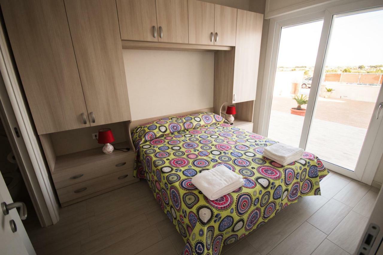 Edone Bed & Breakfast Maruggio Luaran gambar